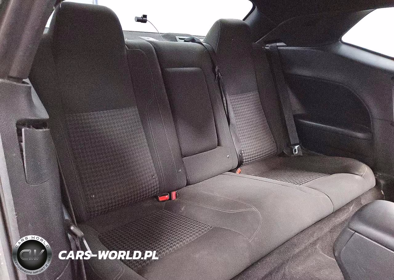 2019 Dodge Challenger Sxt VIN:2C3CDZAG3KH525932 - 10