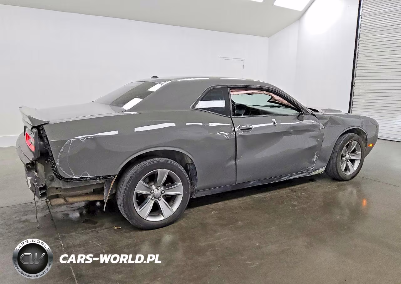 2019 Dodge Challenger Sxt VIN:2C3CDZAG3KH525932 - 3