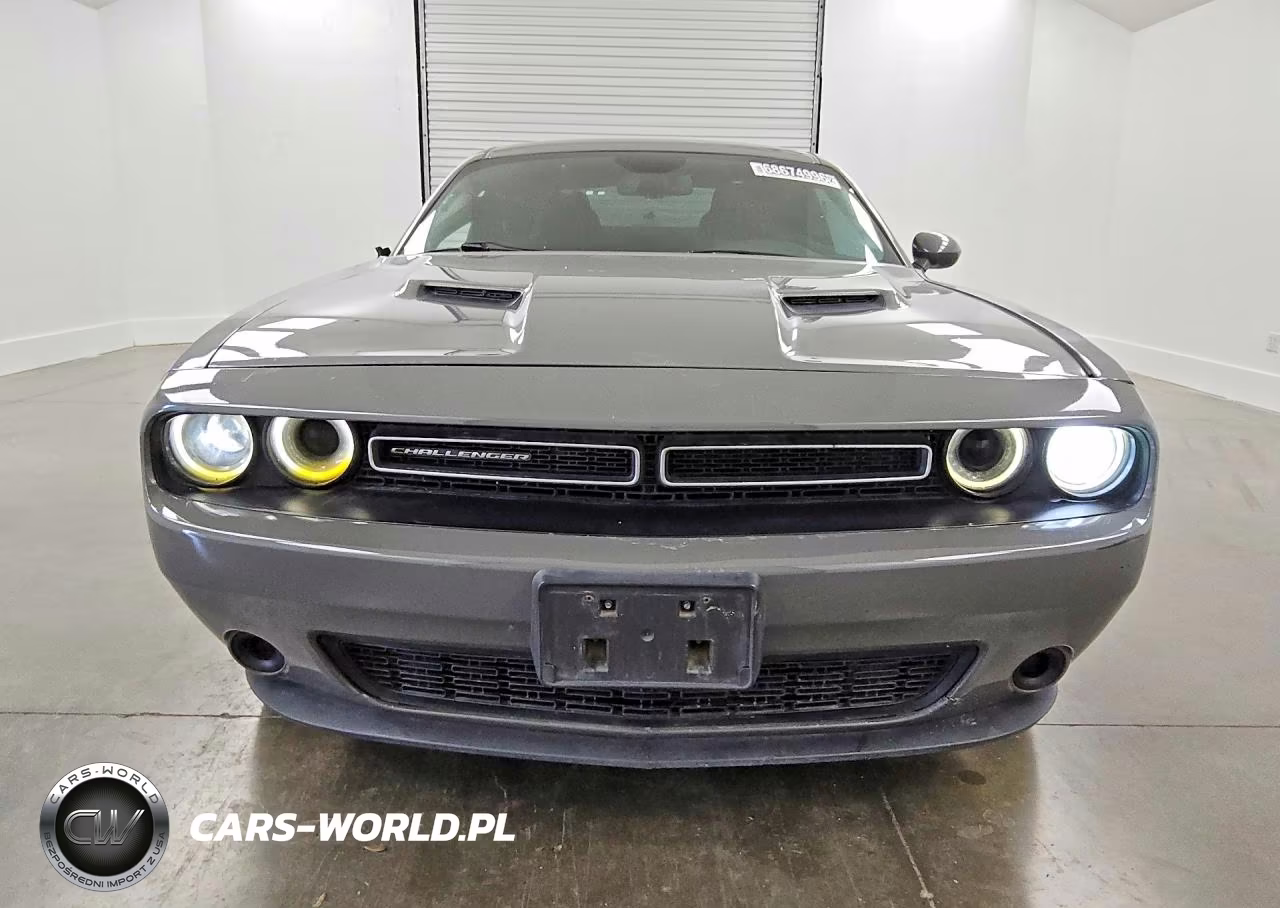 2019 Dodge Challenger Sxt VIN:2C3CDZAG3KH525932 - 5