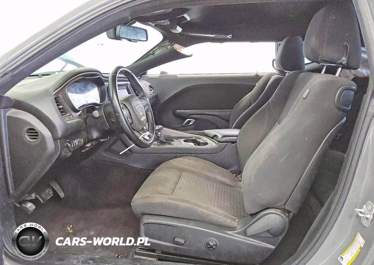 2019 Dodge Challenger Sxt VIN:2C3CDZAG3KH525932 - 7