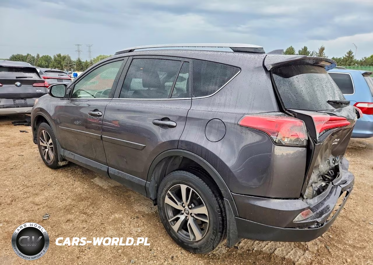 2018 Toyota Rav4 Xle VIN:JTMRFREV2JJ741874 - 2