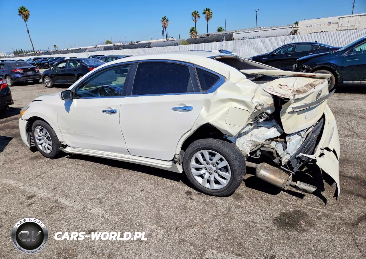 2015 Nissan Altima 2.5 S VIN:1N4AL3AP9FN319360 - 2