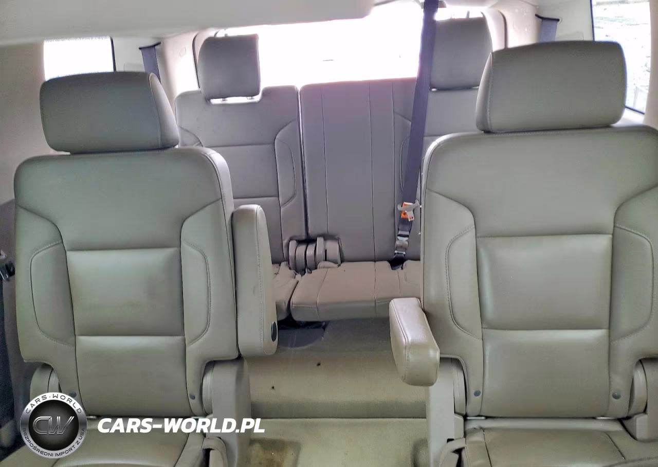 2018 Chevrolet Tahoe K1500 Lt VIN:1GNSKBKC1JR107780 - 10