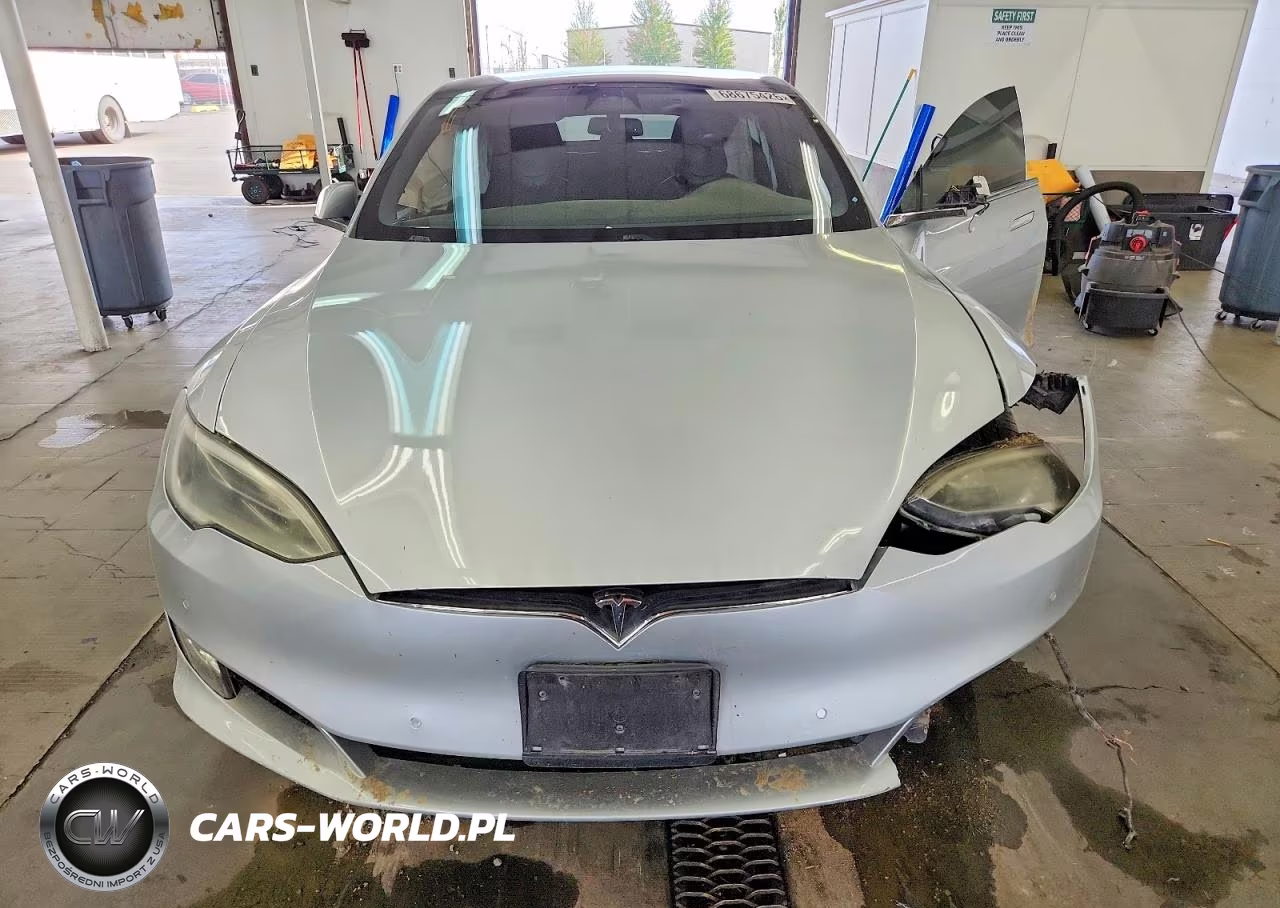 2018 Tesla Model S VIN:5YJSA1E23JF247408 - 11