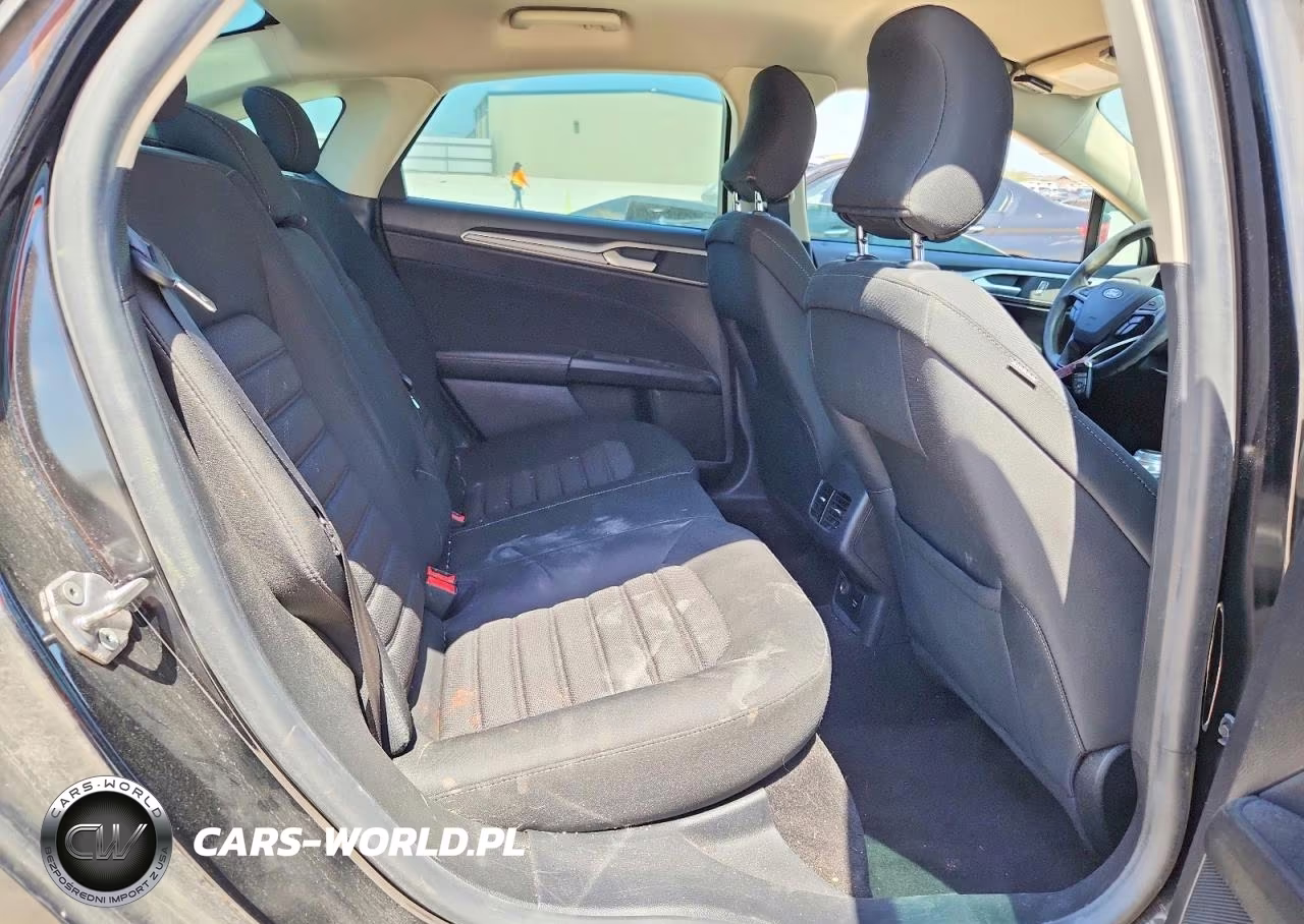 2018 Ford Fusion Se Hybrid VIN:3FA6P0LU5JR274435 - 10