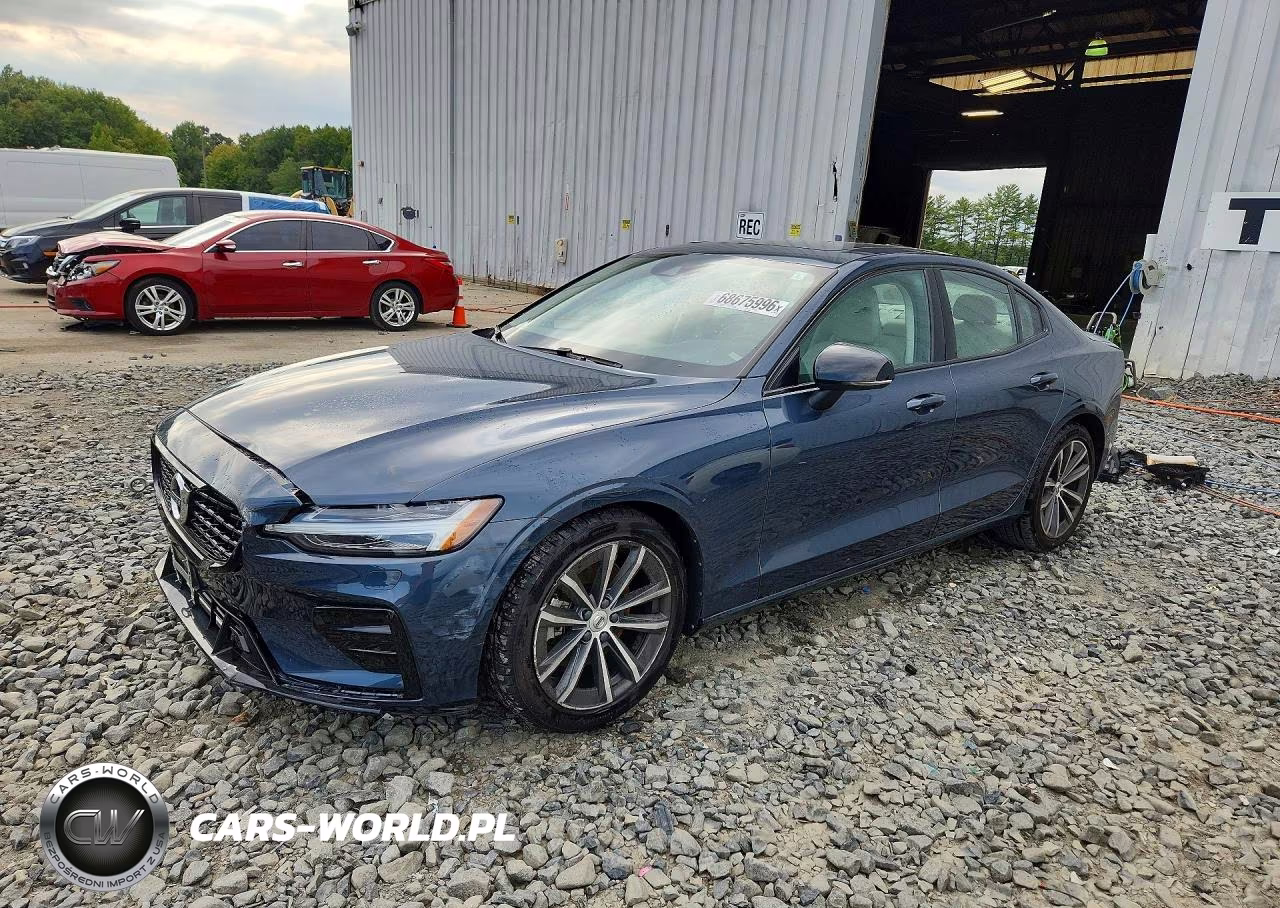2022 Volvo S60 B5 Momentum VIN:7JRL12TZ1NG193386 - 1