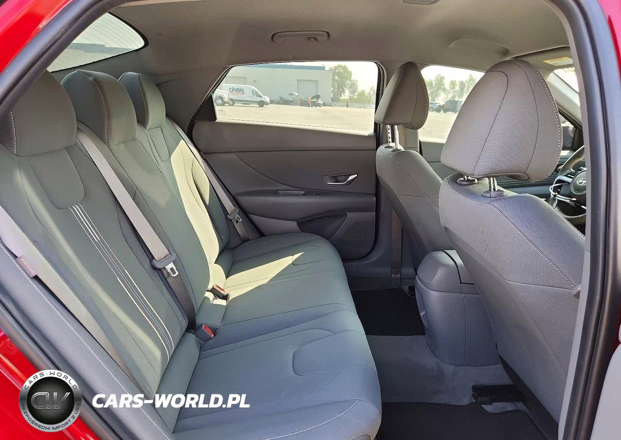 2025 Hyundai Elantra Sel Sport VIN:KMHLM4DG1SU016540 - 10