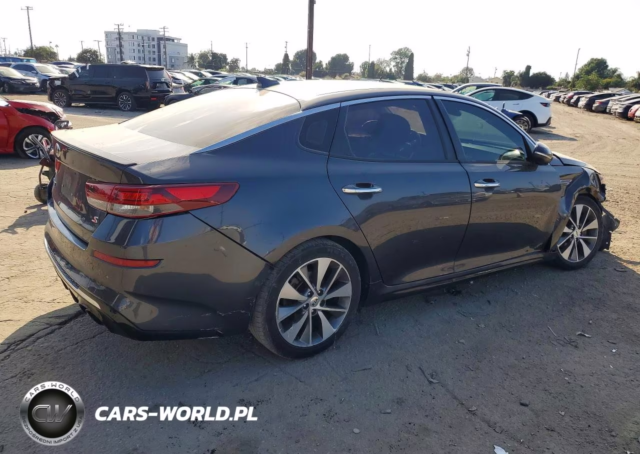 2019 Kia Optima S VIN:5XXGT4L35KG280017 - 3