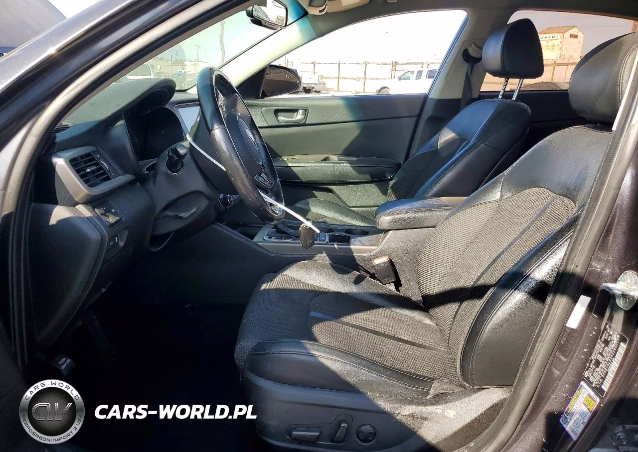 2019 Kia Optima S VIN:5XXGT4L35KG280017 - 7