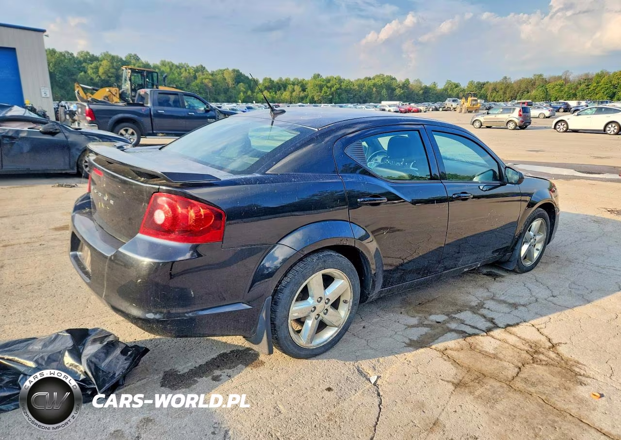 2011 Dodge Avenger Lux VIN:1B3BD2FG0BN524091 - 3