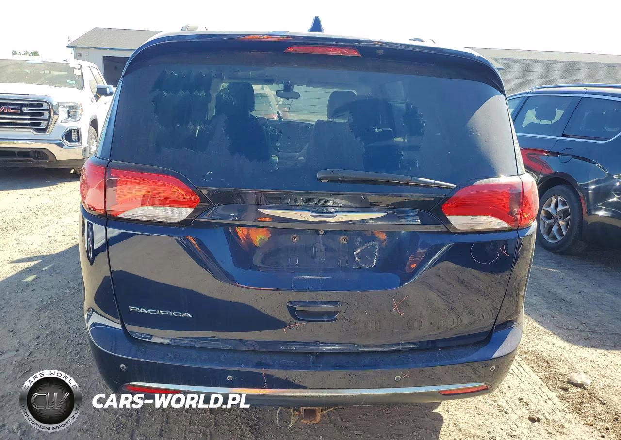 2017 Chrysler Pacifica Touring L VIN:2C4RC1BG6HR519375 - 6