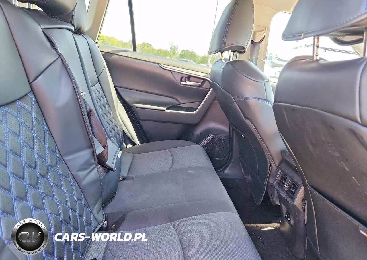 2020 Toyota Rav4 Xle VIN:2T3P1RFV5LC081873 - 11