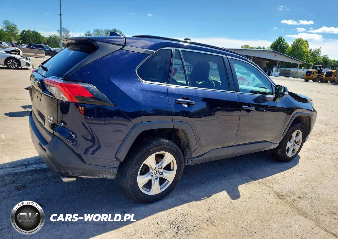2020 Toyota Rav4 Xle VIN:2T3P1RFV5LC081873 - 3