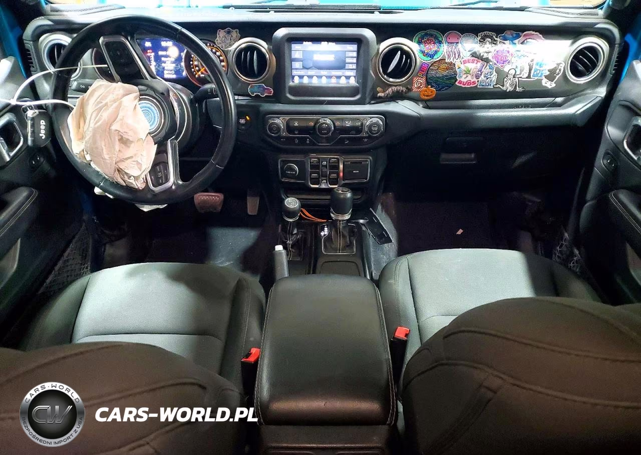 2020 Jeep Wrangler Unlimited Sahara VIN:1C4HJXEG9LW333524 - 8