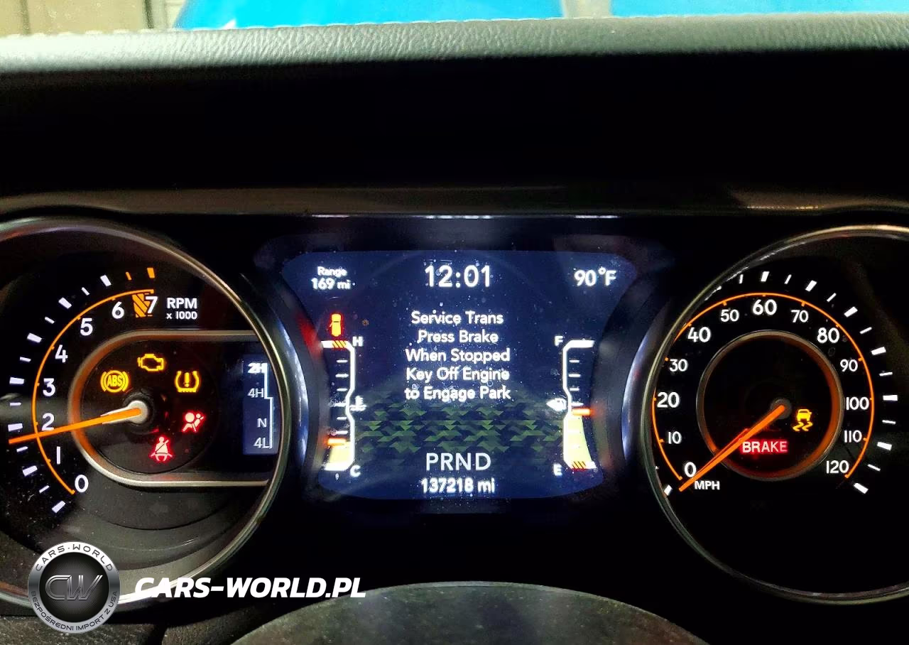 2020 Jeep Wrangler Unlimited Sahara VIN:1C4HJXEG9LW333524 - 9