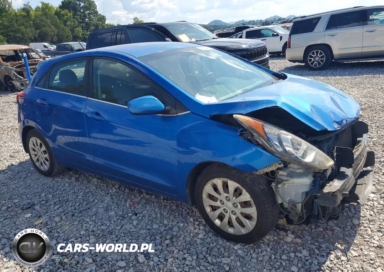 2017 Hyundai Elantra Gt Base VIN:KMHD35LH3HU382869 - 4