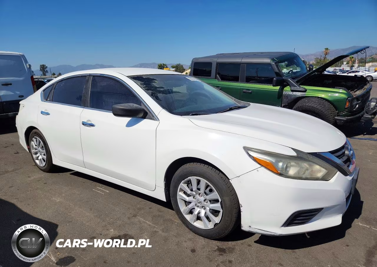 2016 Nissan Altima 2.5 S VIN:1N4AL3AP7GC188328 - 4
