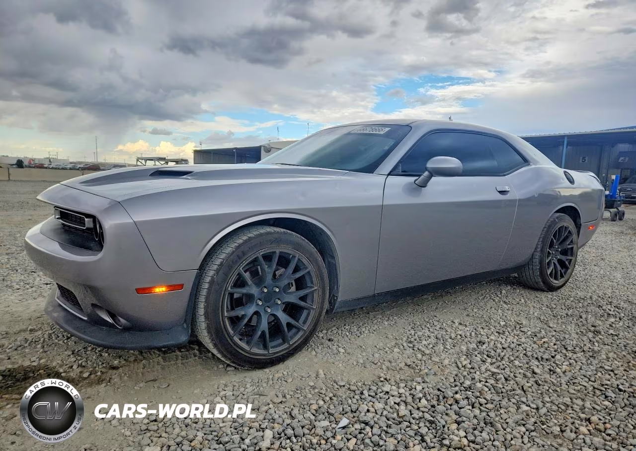2017 Dodge Challenger Sxt