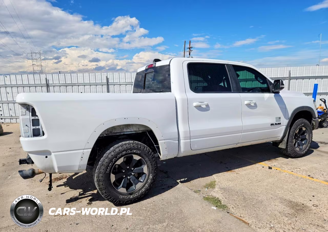 2019 Ram 1500 Rebel VIN:1C6SRFLT6KN630691 - 3