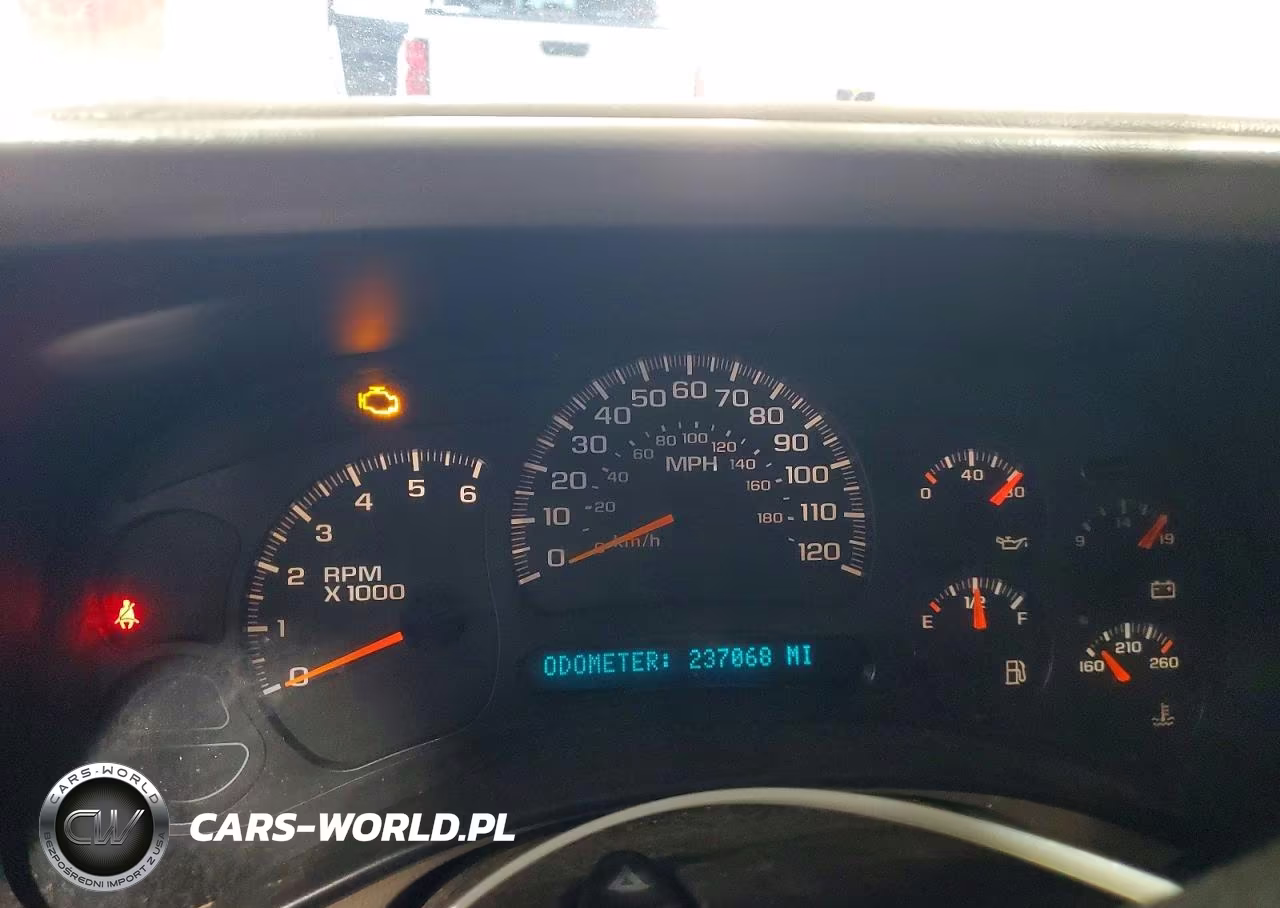 2005 Chevrolet Avalanche C1500 VIN:3GNEC12Z35G140231 - 9