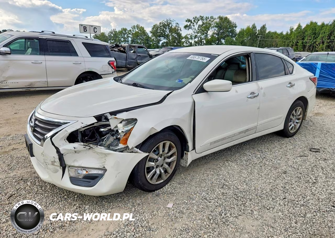 2015 Nissan Altima 2.5 S – zdjęcie 1 z 13