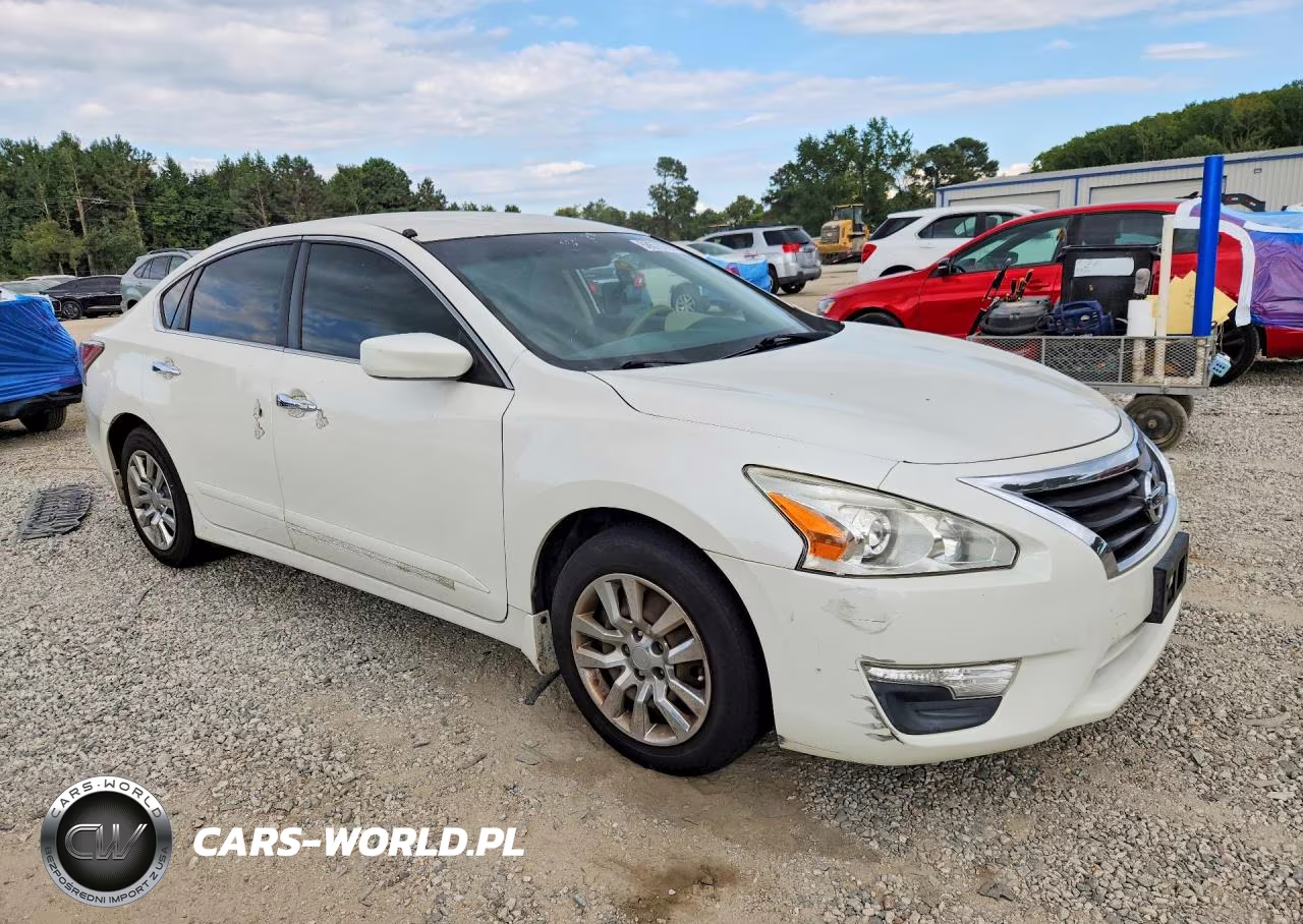 2015 Nissan Altima 2.5 S VIN:1N4AL3AP0FC569839 - 4