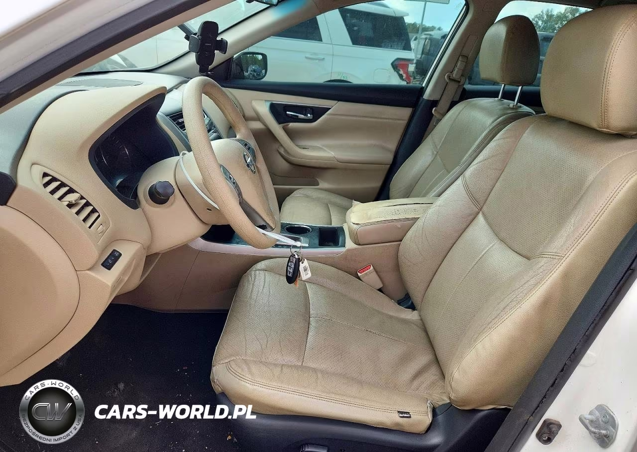 2015 Nissan Altima 2.5 S VIN:1N4AL3AP0FC569839 - 7
