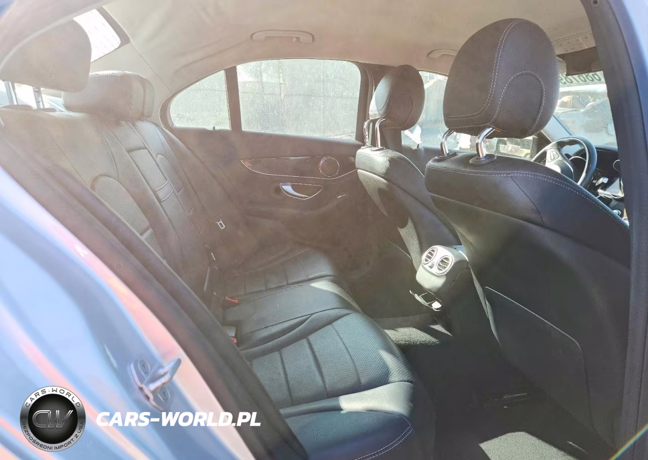 2015 Mercedes-Benz C 300 VIN:55SWF4JB4FU066186 - 10