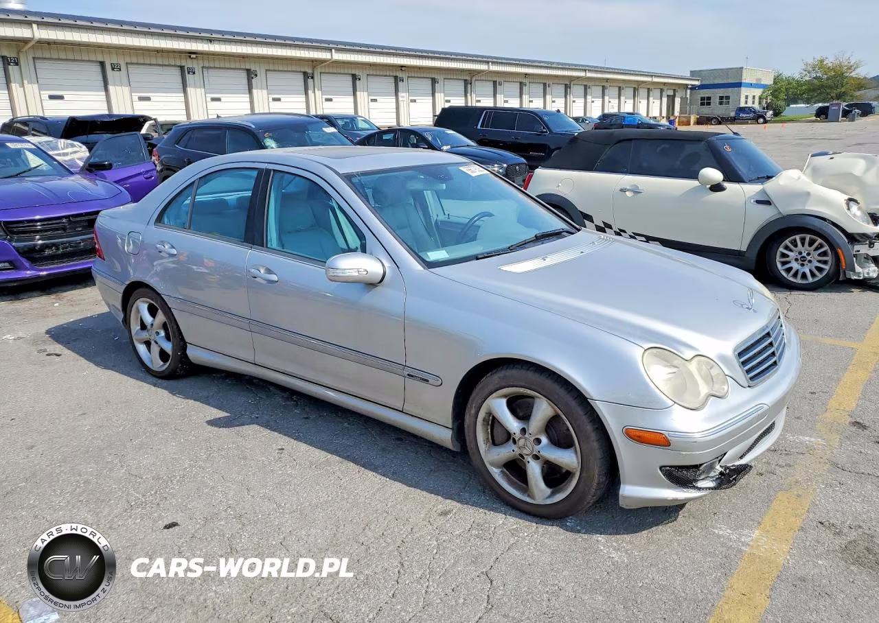 2005 Mercedes-Benz C 230K Sport Sedan VIN:WDBRF40J15F619022 - 4