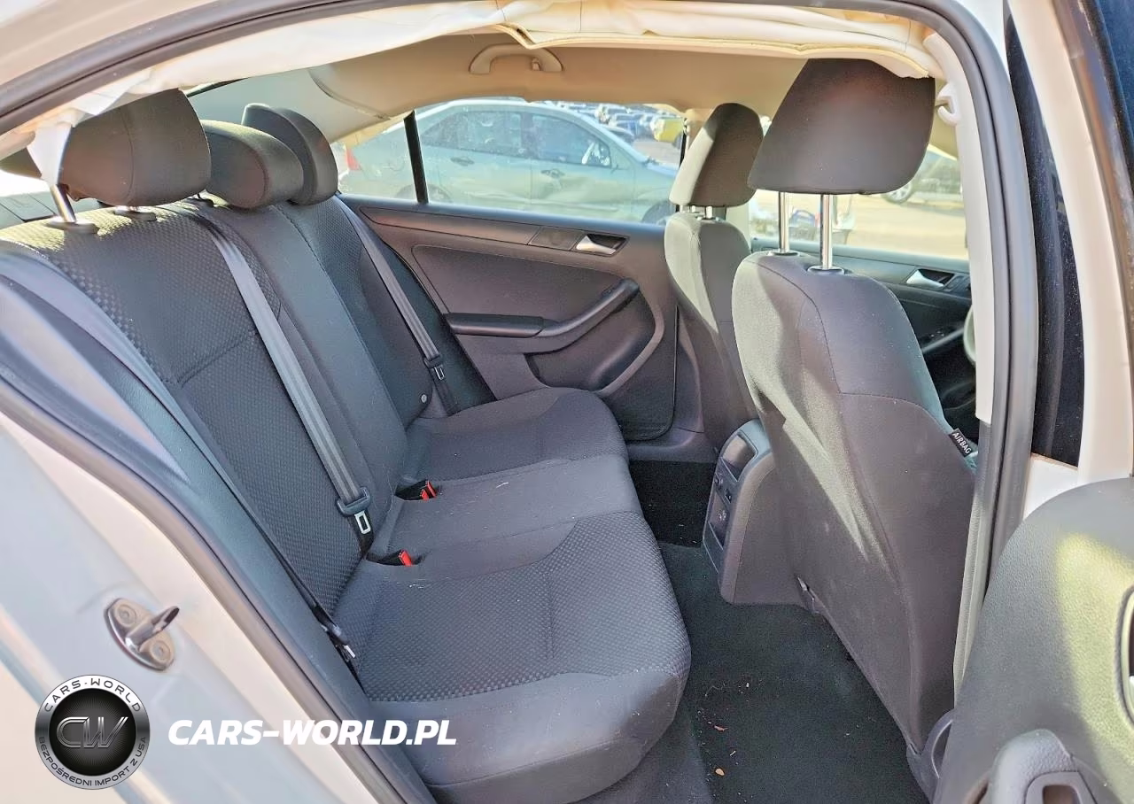 2014 Volkswagen Jetta Base VIN:3VW2K7AJ8EM410954 - 10