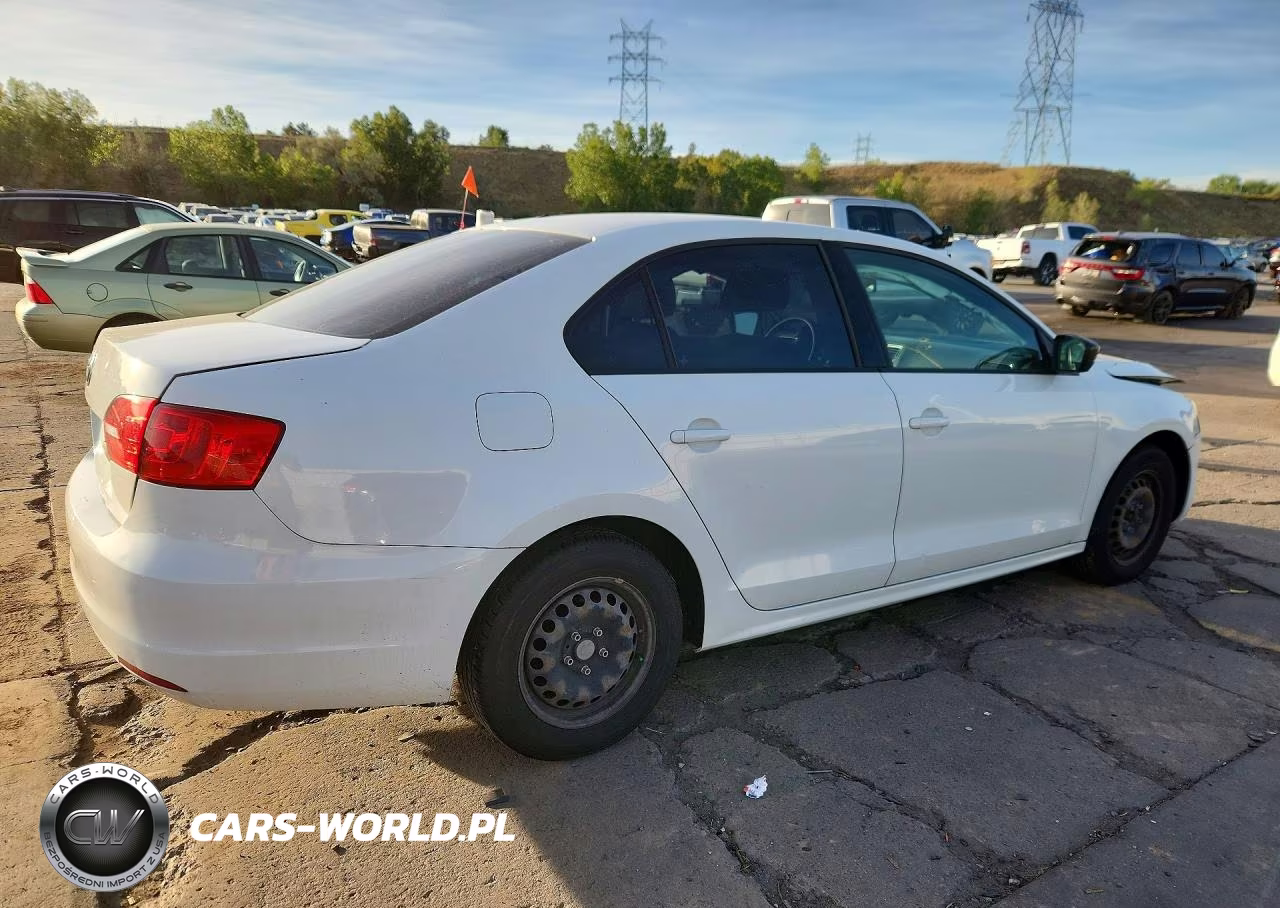 2014 Volkswagen Jetta Base VIN:3VW2K7AJ8EM410954 - 3