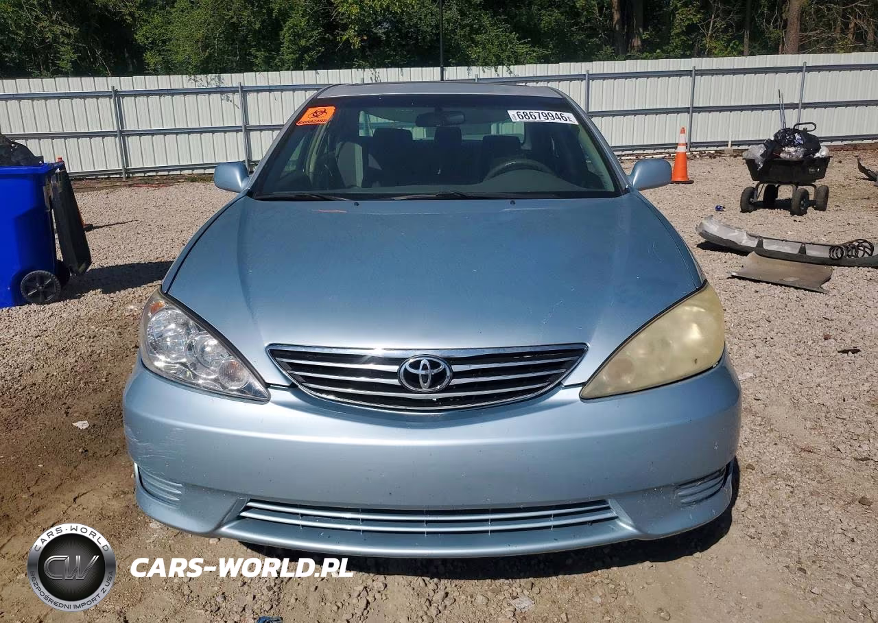 2005 Toyota Camry Le VIN:JTDBE32K153033086 - 5