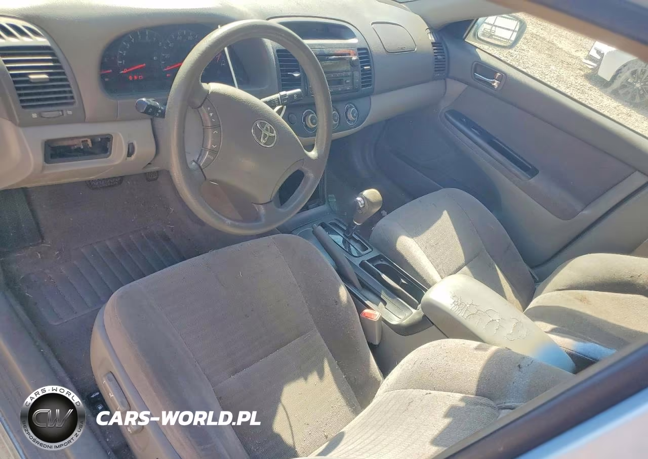 2005 Toyota Camry Le VIN:JTDBE32K153033086 - 8