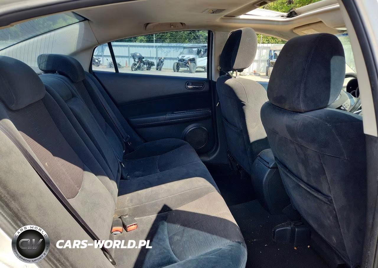 2010 Mazda 6 I VIN:1YVHZ8CHXA5M23997 - 10
