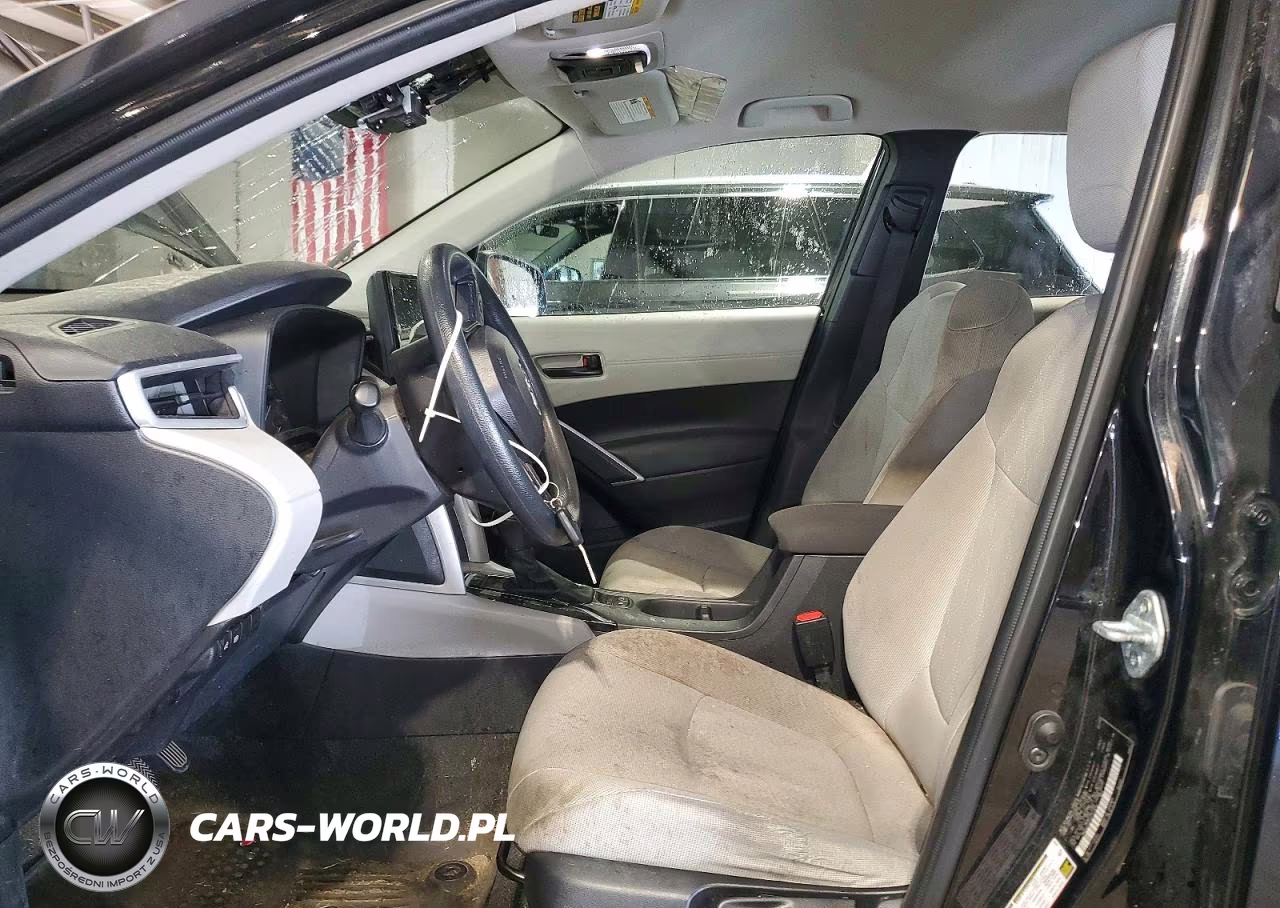 2025 Toyota Corolla Cross L VIN:7MUAAAAG9SV142694 - 7