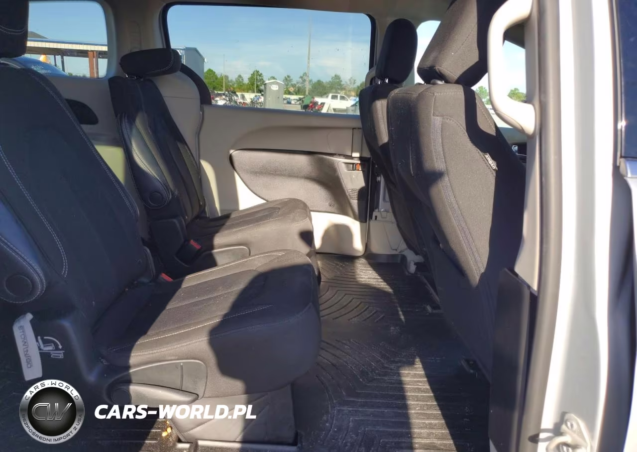 2023 Chrysler Voyager Lx VIN:2C4RC1CG6PR525691 - 11