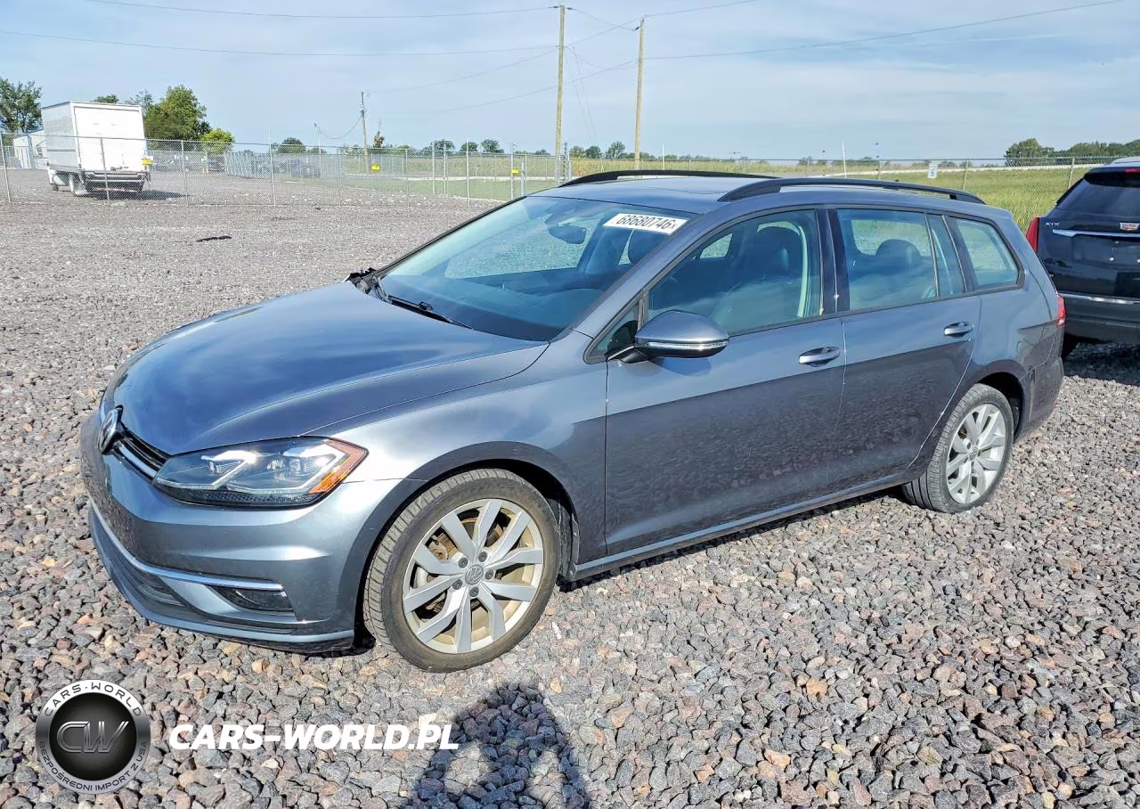 2019 Volkswagen Golf Sportwagen S