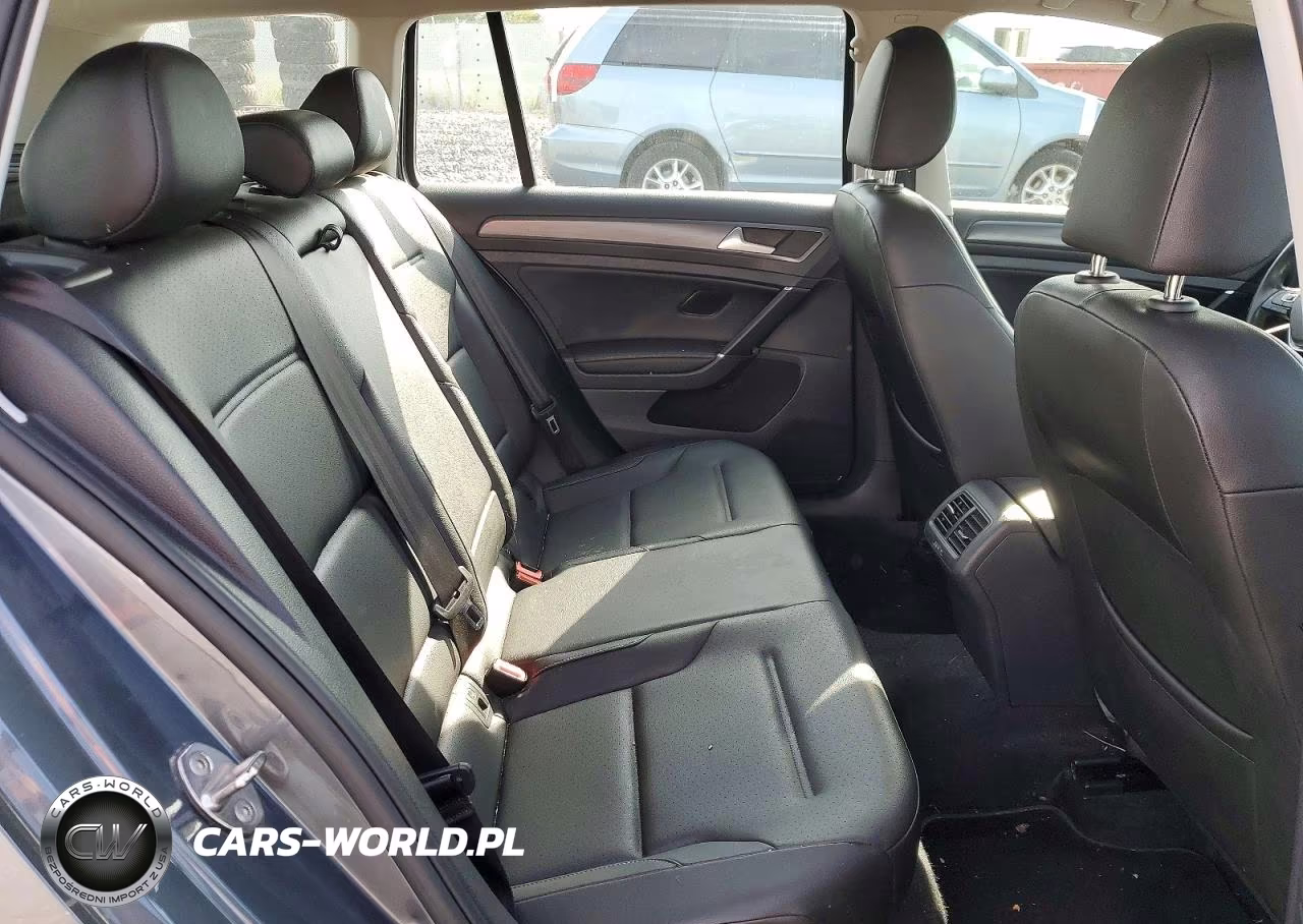 2019 Volkswagen Golf Sportwagen S VIN:3VWY57AU5KM503793 - 10