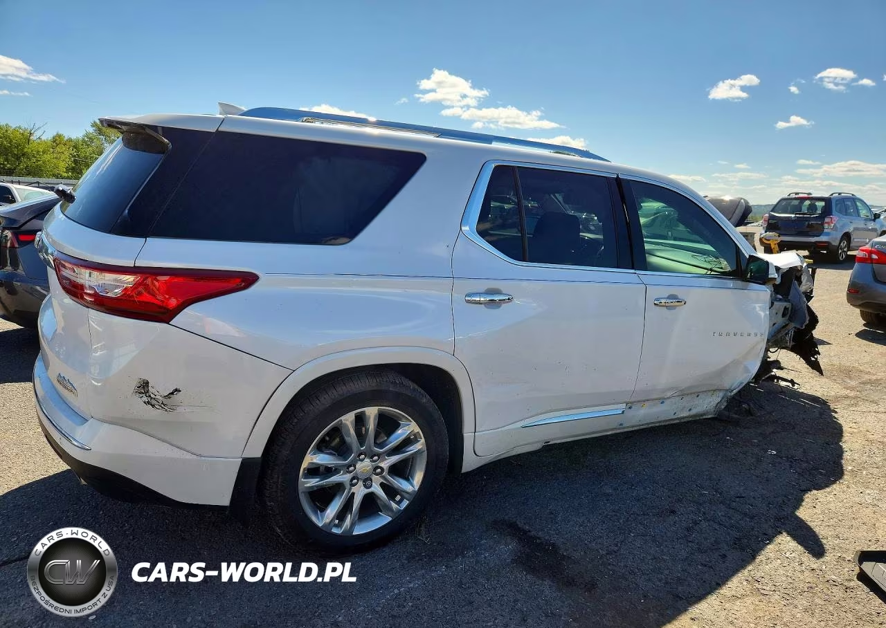 2020 Chevrolet Traverse High Country VIN:1GNEVNKW8LJ211118 - 3
