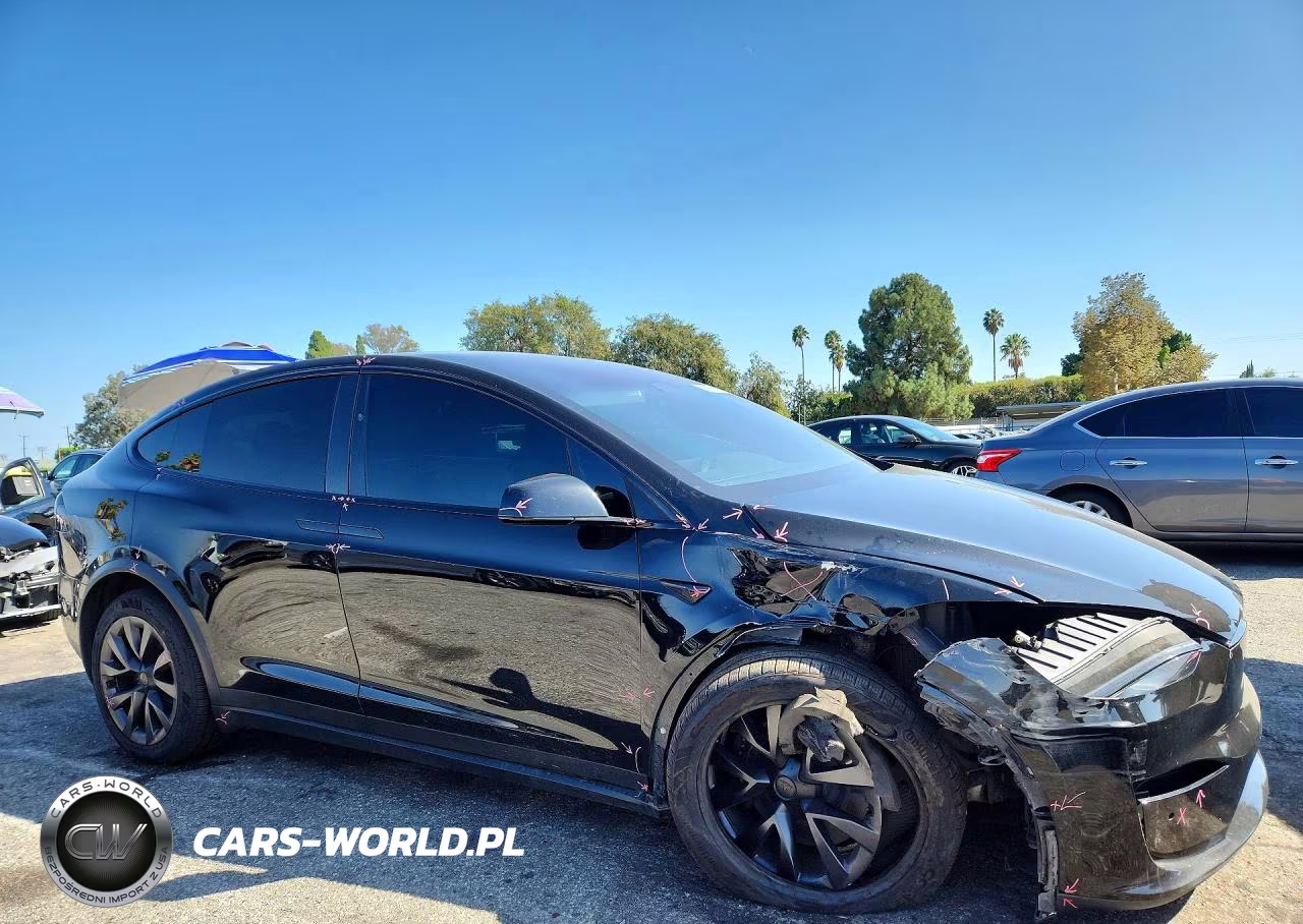 2023 Tesla Model X VIN:7SAXCBE69PF375222 - 4