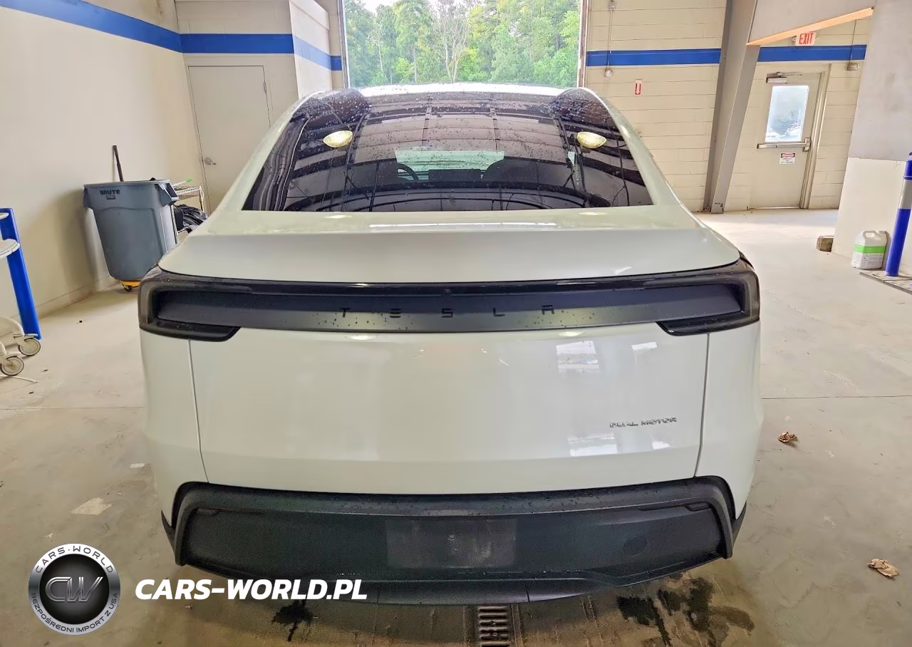 2026 Tesla Model Y VIN:7SAYGDEE6TA461297 - 6
