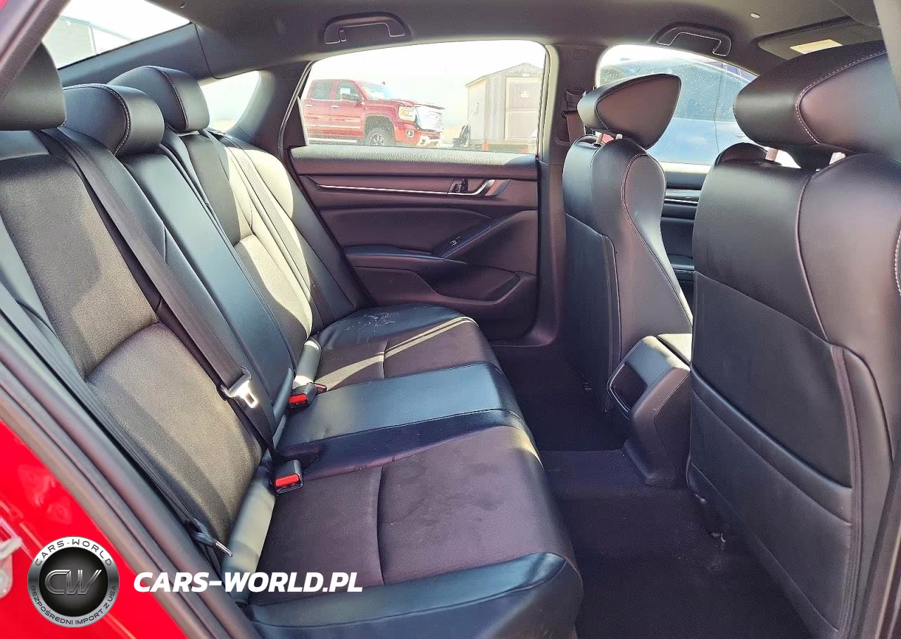 2018 Honda Accord Sport VIN:1HGCV1F36JA070055 - 10