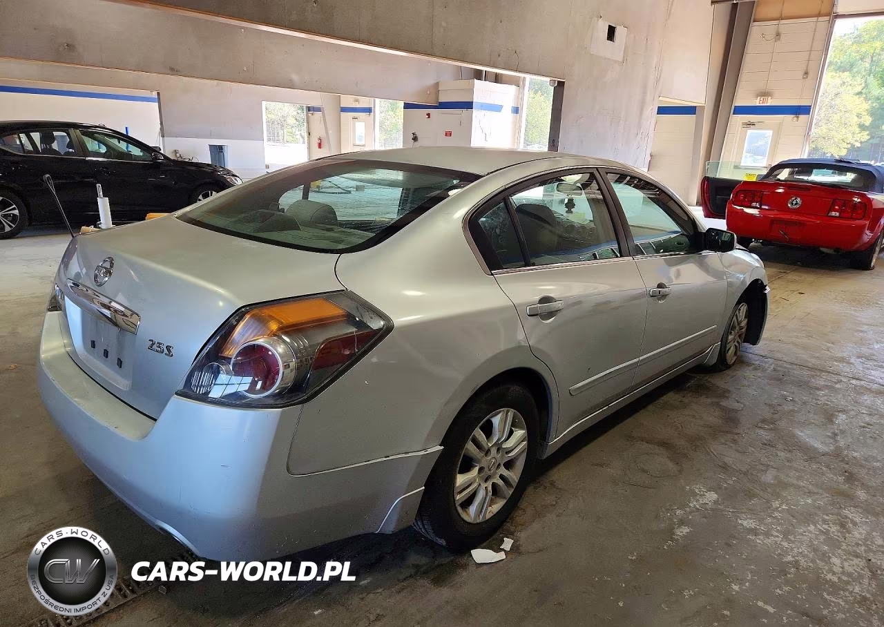 2010 Nissan Altima 2.5 VIN:1N4AL2AP5AC182612 - 3