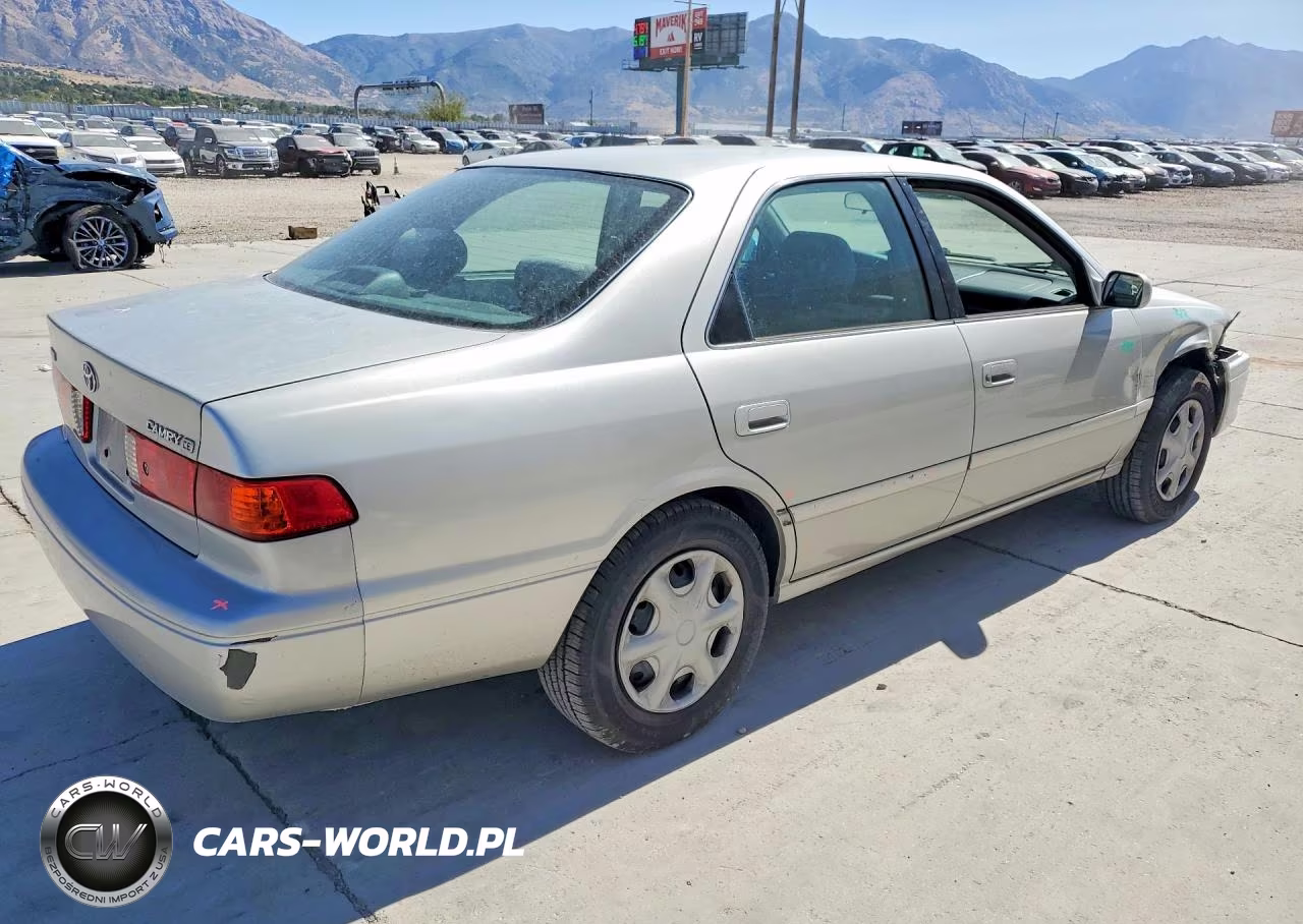 2001 Toyota Camry Ce VIN:4T1BG22K81U102246 - 3