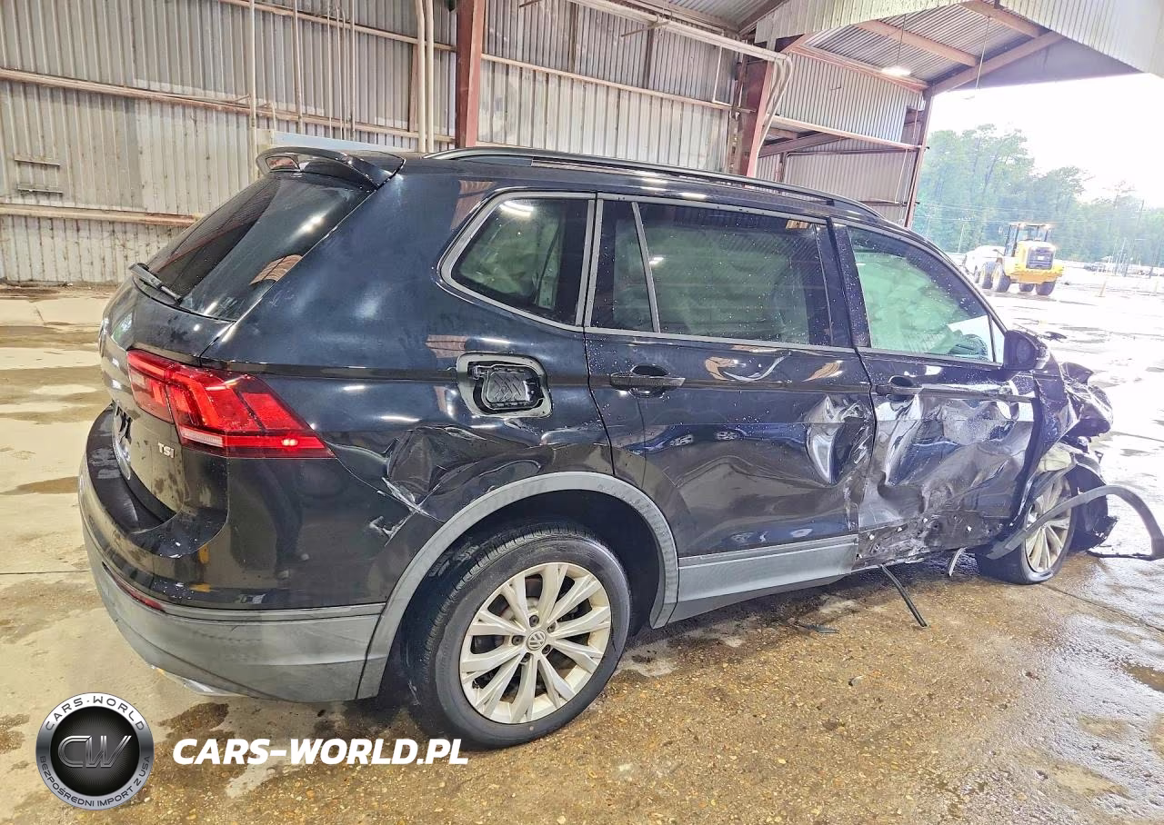 2018 Volkswagen Tiguan S VIN:3VV1B7AX8JM036344 - 3