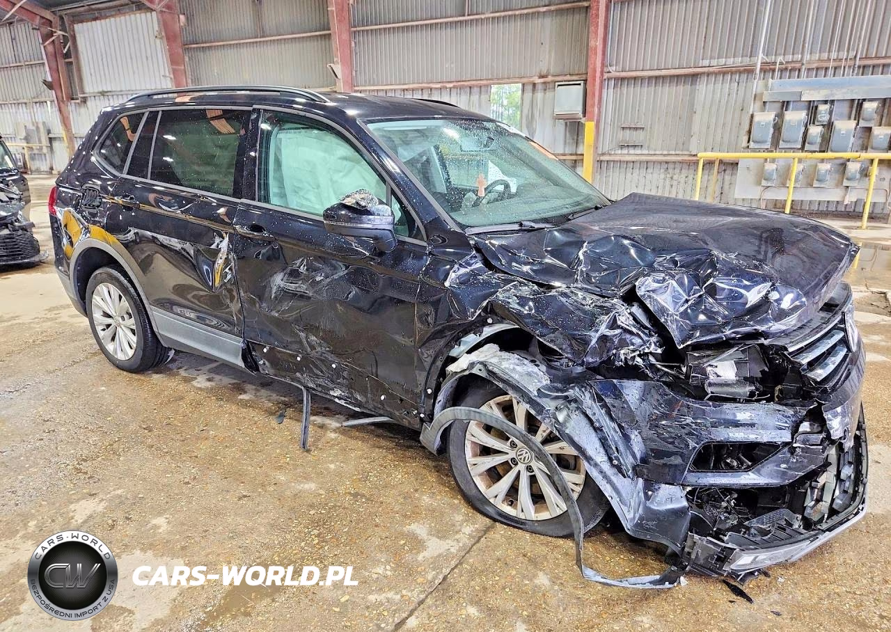 2018 Volkswagen Tiguan S VIN:3VV1B7AX8JM036344 - 4