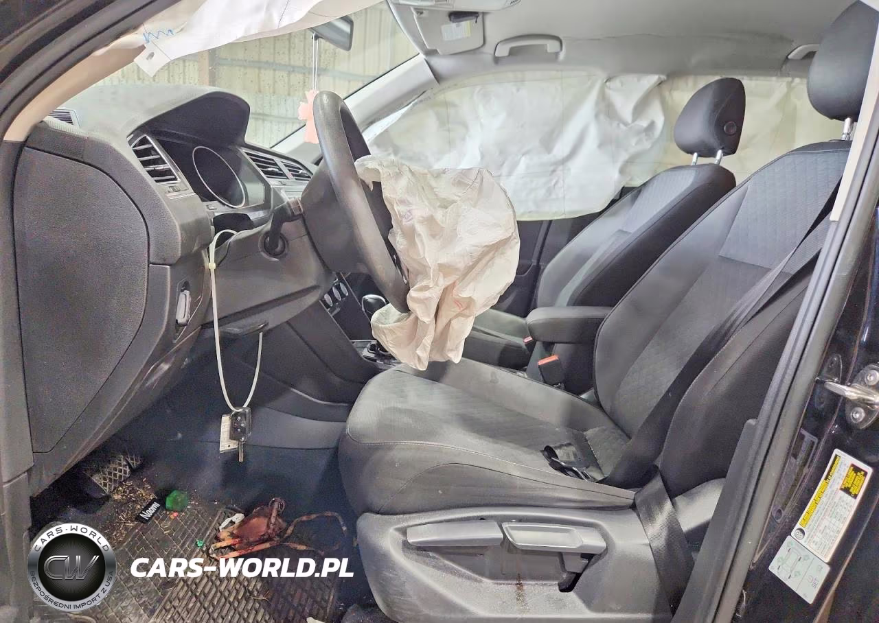 2018 Volkswagen Tiguan S VIN:3VV1B7AX8JM036344 - 7