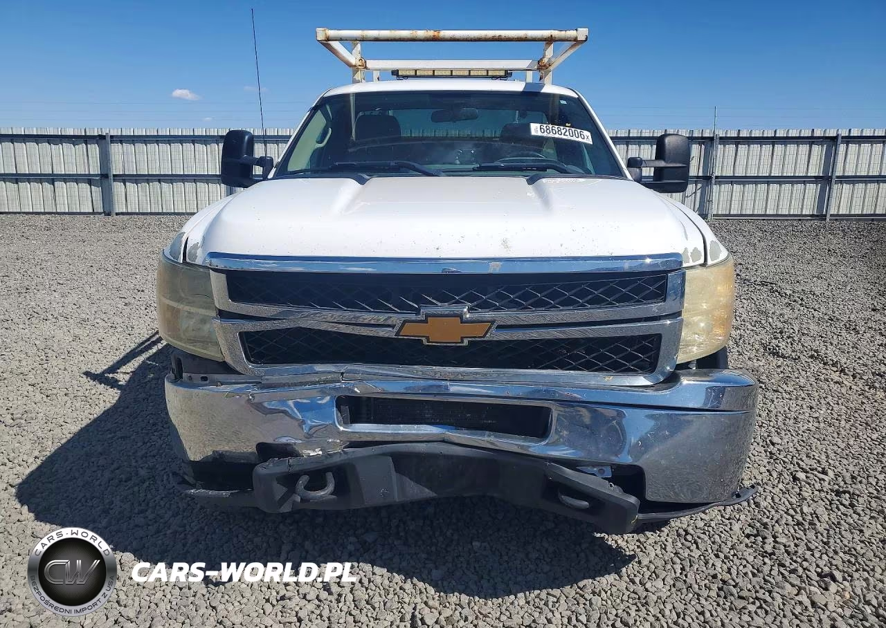 2011 Chevrolet Silverado K3500 VIN:1GB3KZCG1BF141569 - 5