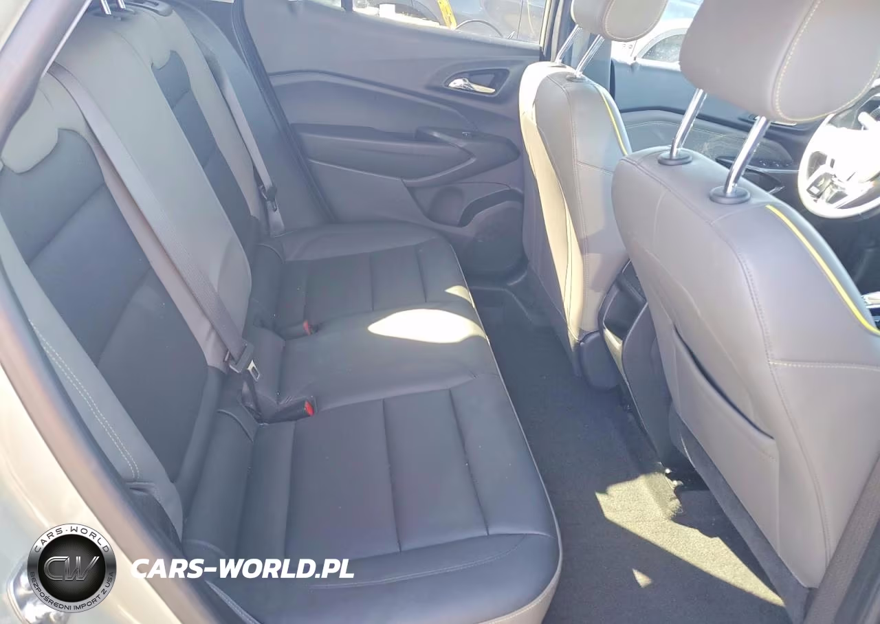 2025 Chevrolet Trax Activ VIN:KL77LKEP4SC097533 - 11