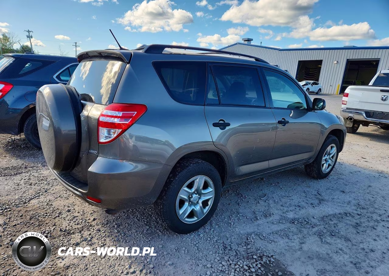 2009 Toyota Rav4 Base VIN:JTMBF33V79D015682 - 3
